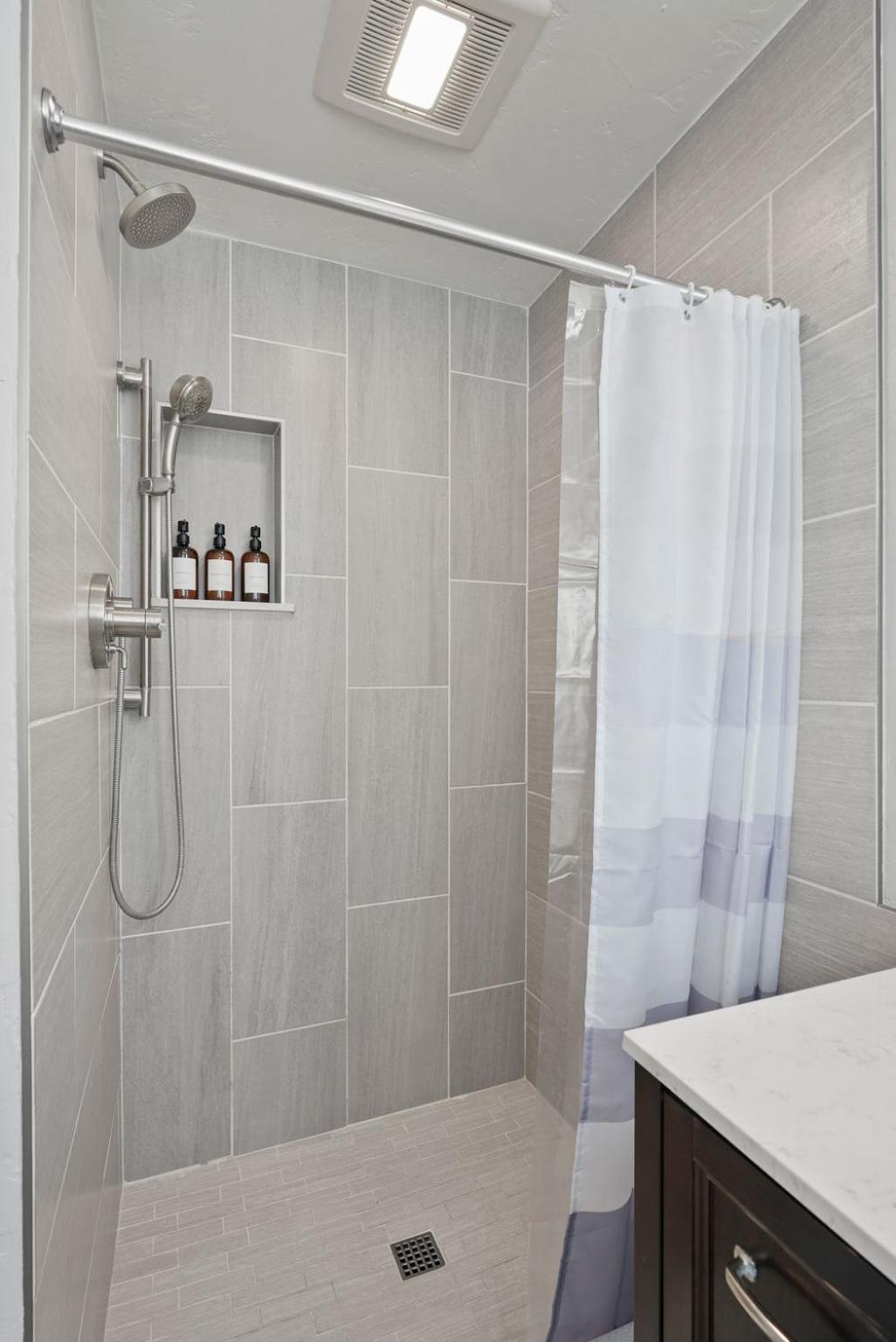 W722 - Whiting Estate *